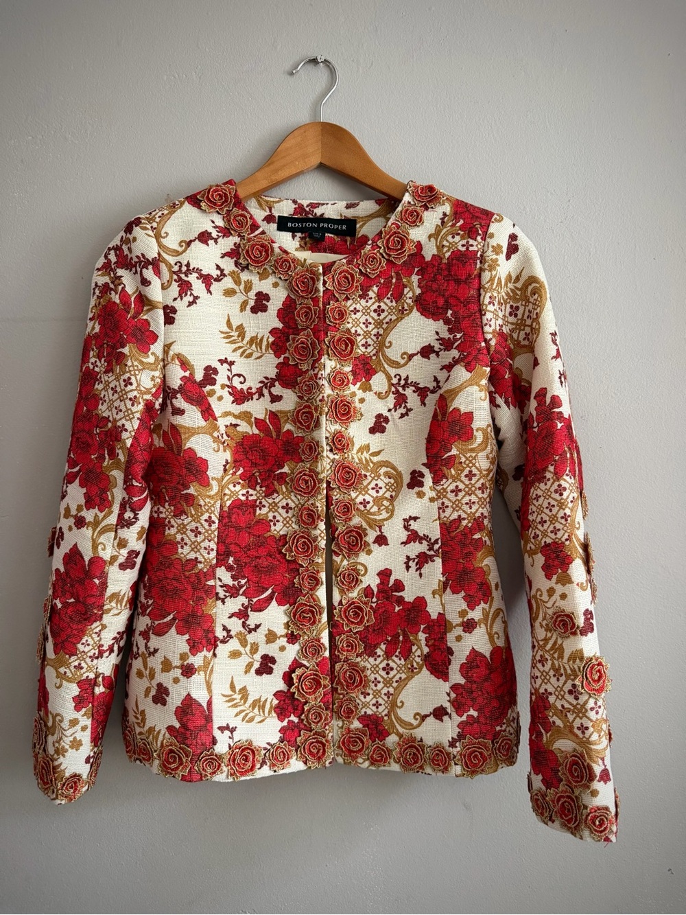 Boston Proper Cream Jacket with Red & Gold Floral Embroidery Size 2 NWT